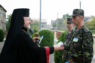 «Любити свою Батьківщину і їй служити», – закликав владика Михаїл військових запасу